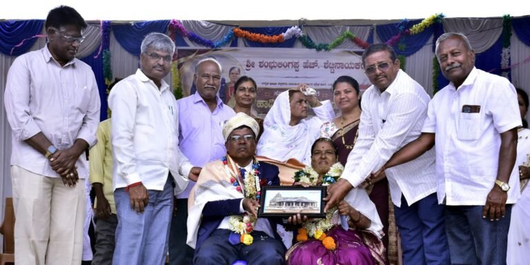 ಅಕ್ಷರ ಬಿತ್ತಿದ ಗುರುಗೆ ಅಭಿಮಾನದ ವಿದಾಯ