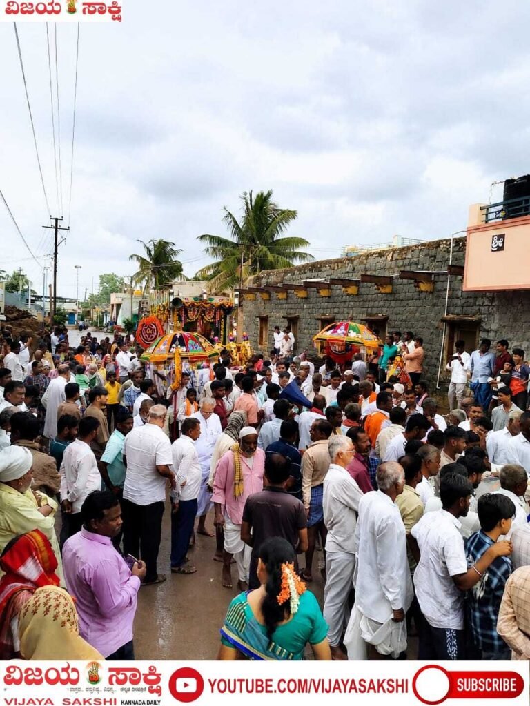 ಮುಪ್ಪಿನ ಬಸವಲಿಂಗ ಶ್ರೀಗಳಿಗೆ ಅದ್ಧೂರಿ ಪುರ ಪ್ರವೇಶ