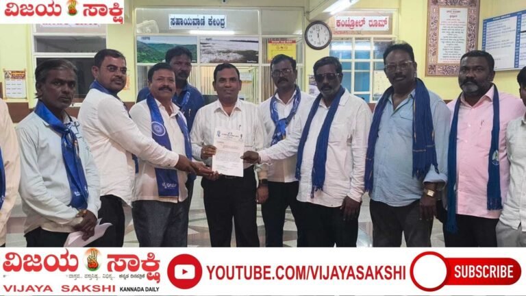 ಅಂಬೇಡ್ಕರ್, ಗಾಂಧೀಜಿ ಭಾವಚಿತ್ರ ಅಳವಡಿಸದ ಆರೋಪ: ಕ್ರಮಕ್ಕೆ ಆಗ್ರಹಿಸಿ ಮನವಿ