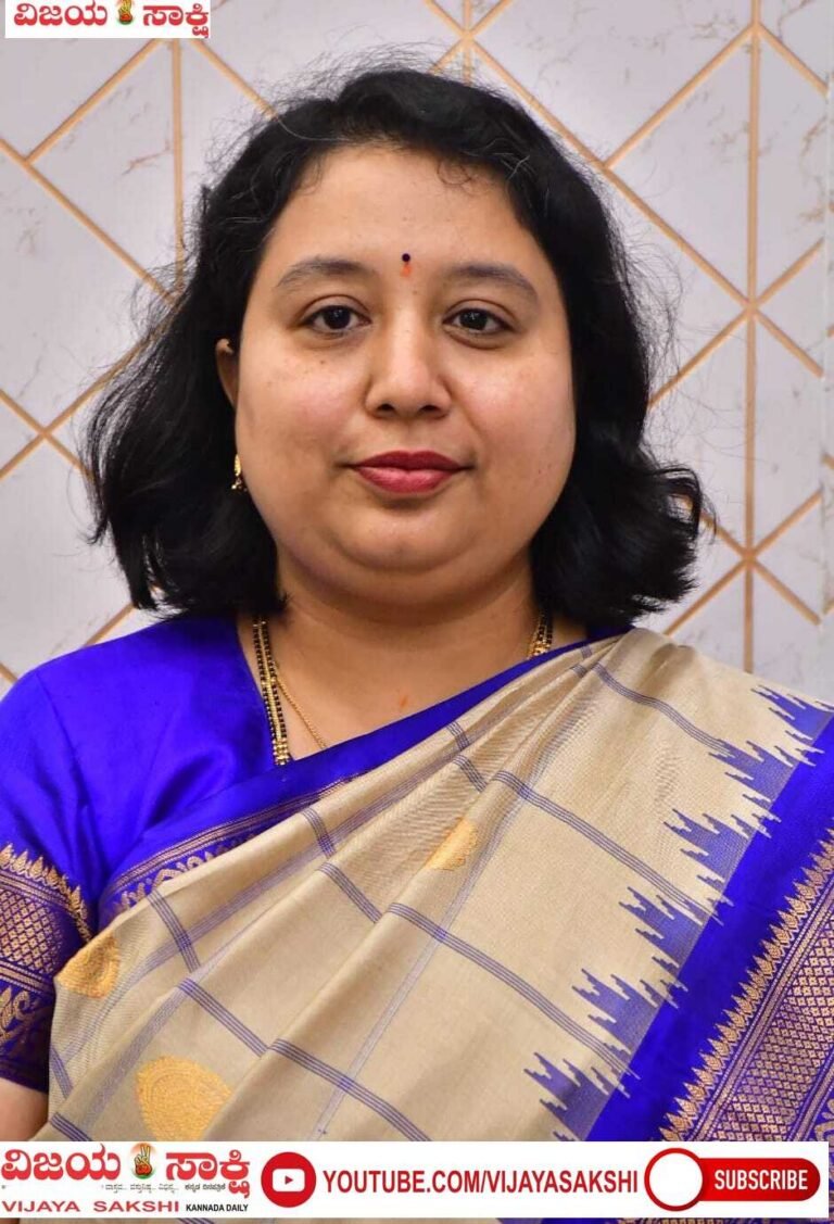 ರೈತರೇ ಗಮನಿಸಿ: ಪಹಣಿಯಲ್ಲಿ ಬೆಳೆ ವಿವರ ಸರಿಯಾಗಿರಲಿ: ಜಿಲ್ಲಾಧಿಕಾರಿ ಸ್ನೇಹಲ್ ಆರ್.