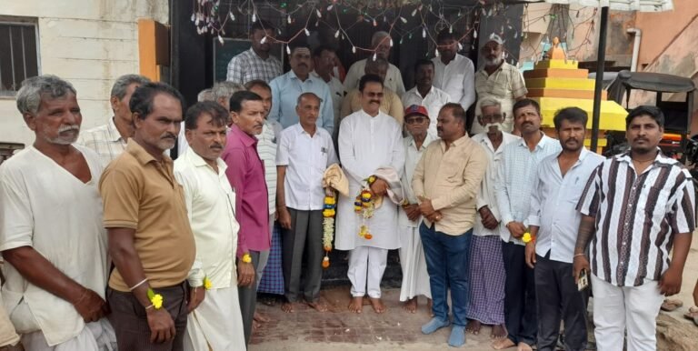 ಒಗ್ಗಟ್ಟಿನಿಂದ ಐತಿಹಾಸಿಕ ಗೌರಿಗುಡಿ ಅಭಿವೃದ್ಧಿ: ಜೀರ್ಣೋದ್ಧಾರ ಕಾಮಗಾರಿಗೆ ಚಾಲನೆ