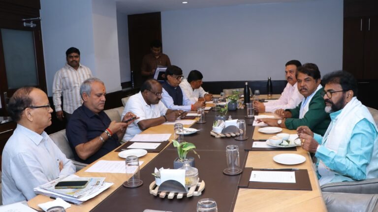 ಬಿಡದಿ ಪಾದಯಾತ್ರೆ ಬಗ್ಗೆ ಬಿಜೆಪಿ ನಾಯಕರ ಜತೆ ಹೆಚ್.ಡಿ.ಕುಮಾರಸ್ವಾಮಿ ಚರ್ಚೆ