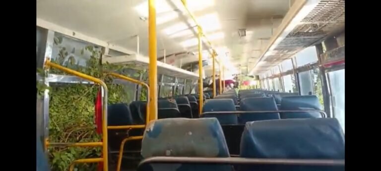 ವಿದ್ಯಾರ್ಥಿಗಳಿದ್ದ KSRTC ಬಸ್ ಪಲ್ಟಿ; 20ಕ್ಕೂ ಹೆಚ್ಚು ಮಂದಿಗೆ ಗಾಯ