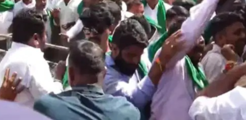ದಾವಣಗೆರೆಯಲ್ಲಿ ರೈತರ ಪ್ರತಿಭಟನೆ: ಎಸಿ ಕಚೇರಿಗೆ ಮುತ್ತಿಗೆ ಯತ್ನ; ರೇಣುಕಾಚಾರ್ಯ ಸೇರಿ 200ಕ್ಕೂ ಹೆಚ್ಚು ಮಂದಿ ವಶಕ್ಕೆ