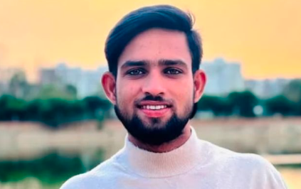 ಓವರ್ ಟೇಕ್ ವಿಚಾರಕ್ಕೆ ಶುರುವಾದ ಜಗಳ ಕೊಲೆಯಲ್ಲಿ ಅಂತ್ಯ: ಜೆಸಿಬಿ ಚಾಲಕನ ಹೊಡೆತಕ್ಕೆ ಯುವಕ ಸ್ಥಳದಲ್ಲೇ ಸಾವು!