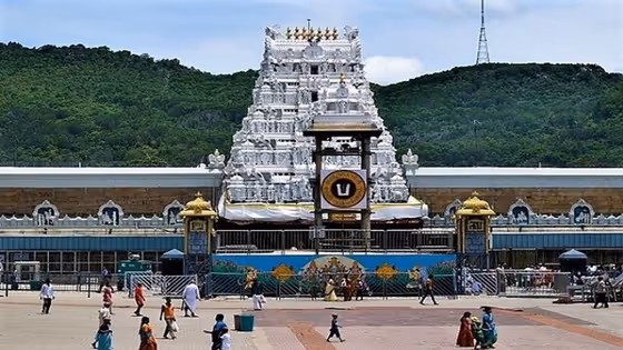 ಬೆಂಗಳೂರು-ಮೈಸೂರು ಎಕ್ಸ್‌ಪ್ರೆಸ್‌ವೇನಲ್ಲಿ ಭೀಕರ ಅಪಘಾತ; KSRTC ಬಸ್ ಪಲ್ಟಿ, ಇಬ್ಬರು ಸಾವು