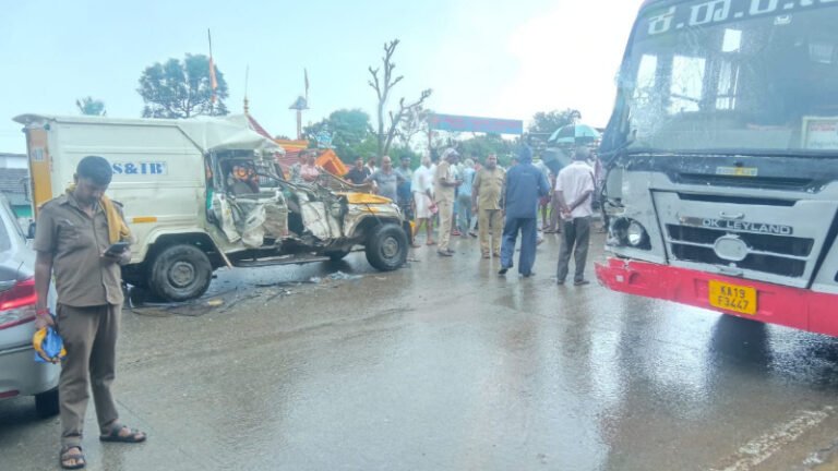 ATMಗೆ ಹಣ ತುಂಬಲು ತೆರಳುತ್ತಿದ್ದ ಬೊಲೆರೋಗೆ KSRTC ಬಸ್ ಡಿಕ್ಕಿ; ಸ್ಥಳದಲ್ಲೇ ವ್ಯಕ್ತಿ ಸಾವು