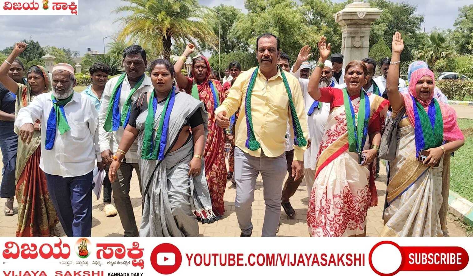 ಅಂಬೇಡ್ಕರ್–ಬುದ್ಧ–ಬಸವಣ್ಣ ಅವಹೇಳನ ಖಂಡಿಸಿ ಪ್ರತಿಭಟನೆ