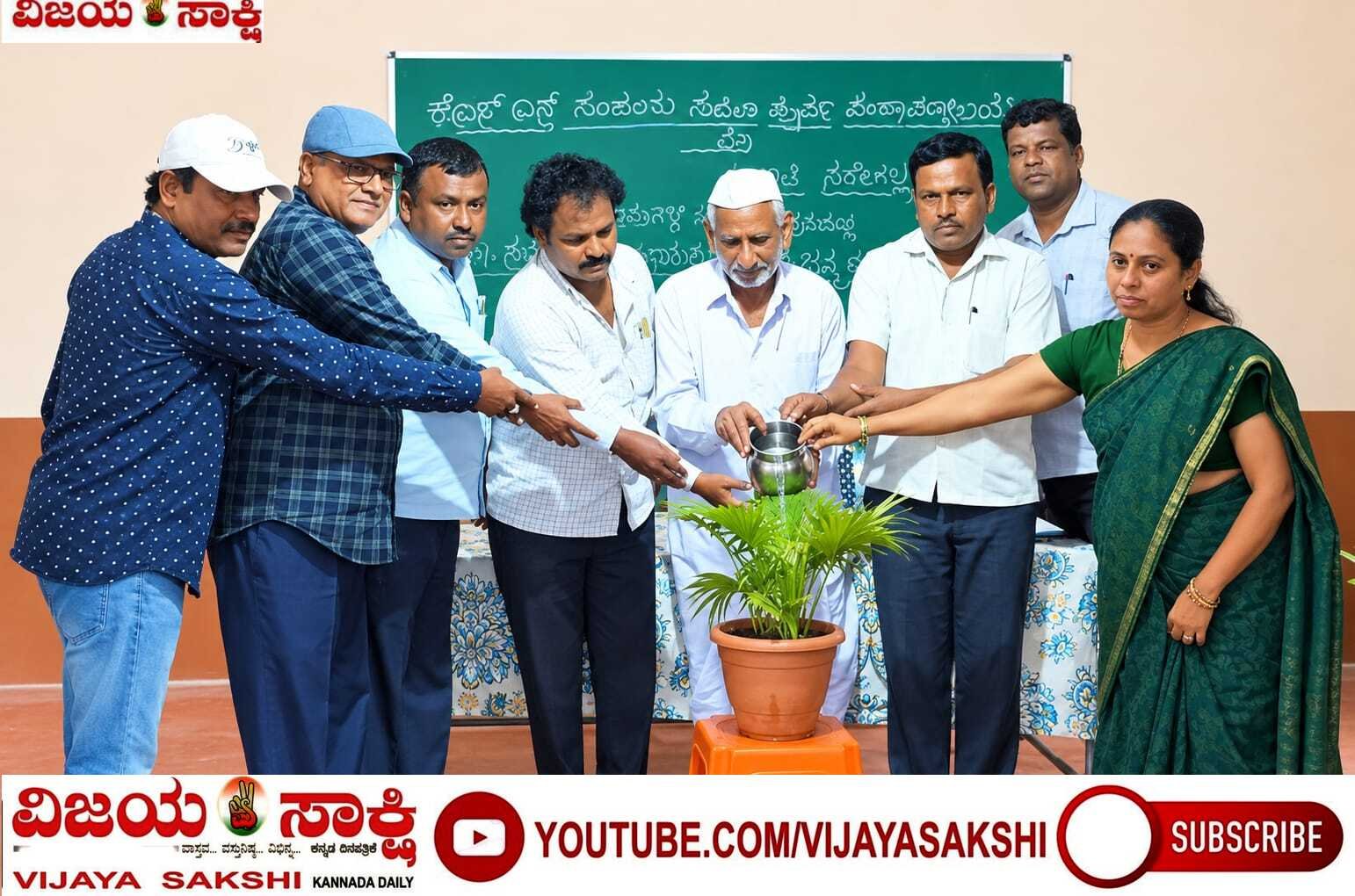 ರಾಧಾಕೃಷ್ಣನ್‌ರ ಮೌಲ್ಯಗಳೇ ವಿದ್ಯಾರ್ಥಿಗಳ ಬದುಕಿಗೆ ದಾರಿದೀ: ಬಸನಗೌಡ ಮಲ್ಲನಗೌಡ್ರ
