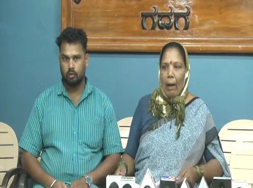 ಕಳ್ಳತನ ಪ್ರಕರಣಕ್ಕೆ ಬಿಗ್ ಟ್ವಿಸ್ಟ್! ನಮ್ಮ ಸ್ವತ್ತು ನಮಗೆ ಕೊಡಿಸಿ; ಪೊಲೀಸರ ವಿರುದ್ಧ ಮಹಿಳೆಯ ಆಕ್ರೋಶ