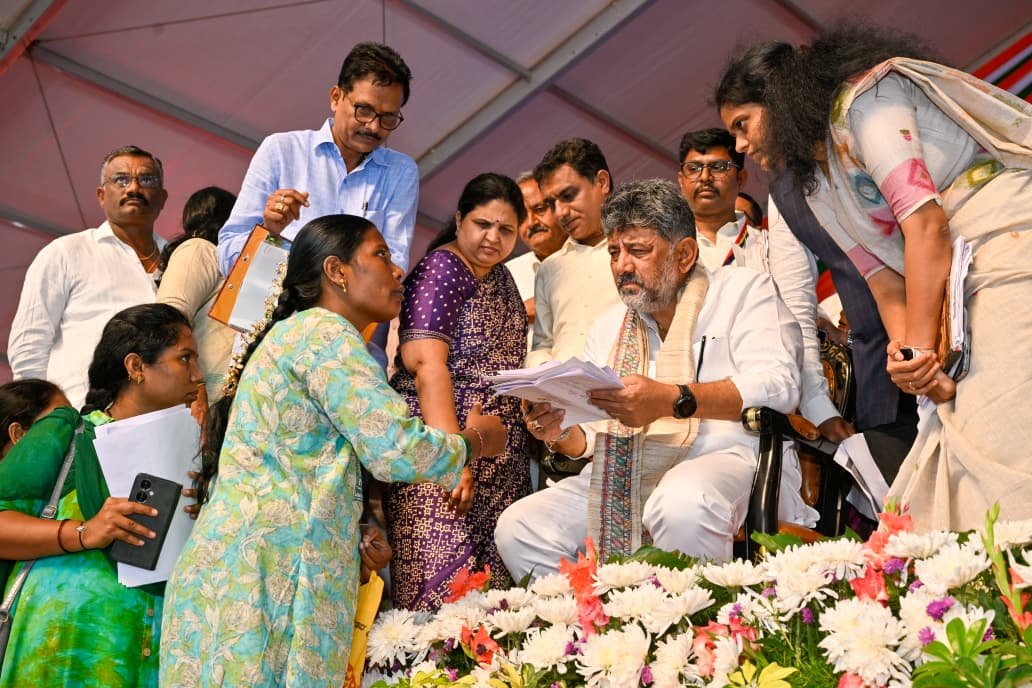 ಸಮಸ್ಯೆಗಳನ್ನು ಬಗೆಹರಿಸಿ ಜನರಲ್ಲಿ ಹರ್ಷ ತರುವುದೇ ಸರ್ಕಾರದ ಯಶಸ್ಸಿನ ಮಾನದಂಡ: ಸಿಎಂ ಡಿ ಕೆ ಶಿವಕುಮಾರ್