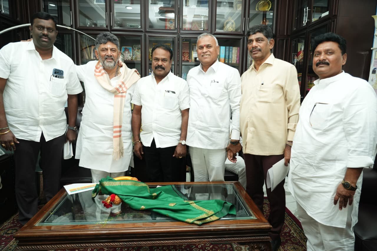 ಹಾಲಿನ ದರ ಹೆಚ್ಚಳಕ್ಕೆ ಒಕ್ಕೂಟಗಳ ಬೇಡಿಕೆ: ‘ಕ್ಯಾಬಿನೆಟ್ ನಲ್ಲಿ ಚರ್ಚಿಸಿ ಅಂತಿಮ ತೀರ್ಮಾನ’ ಎಂದ ಸಿಎಂ ಡಿಕೆಶಿ