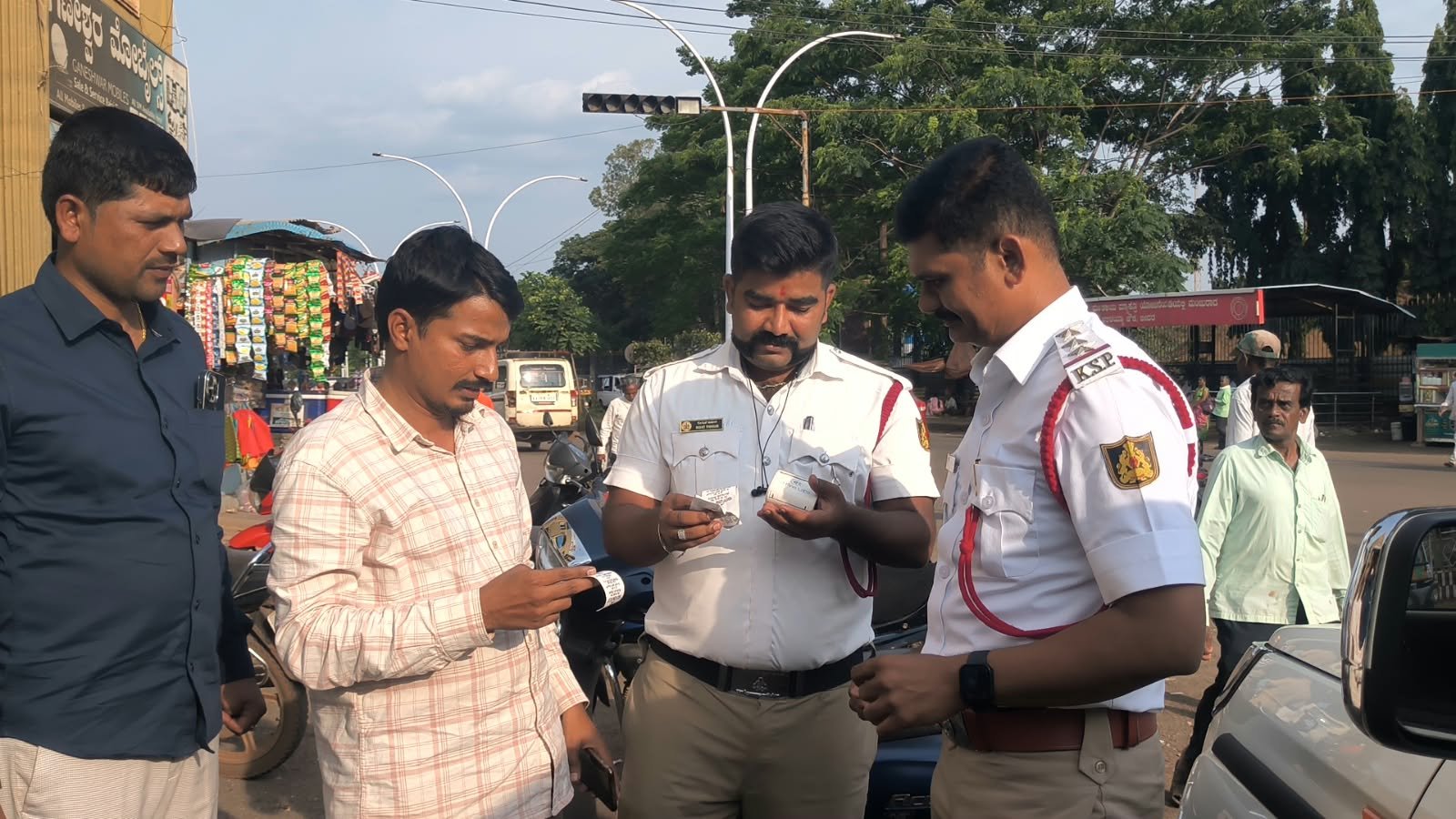 ಬೀದರ್ ವಾಹನ ಸವಾರರೇ ಹುಷಾರ್! ಎಐ ಕ್ಯಾಮೆರಾದಲ್ಲಿ ಸೆರೆಯಾದ್ರೆ ಮನೆ ಬಾಗಿಲಿಗೆ ಬರುತ್ತೆ ದಂಡದ ನೋಟಿಸ್