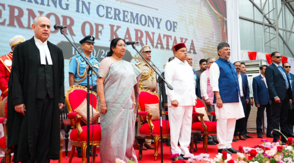 ನೂತನ ರಾಜ್ಯಪಾಲರಾಗಿ ಪ್ರಮಾಣ ವಚನ ಸ್ವೀಕರಿಸಿದ ಡಾ.ಸುಧಾ ಯಾದವ್