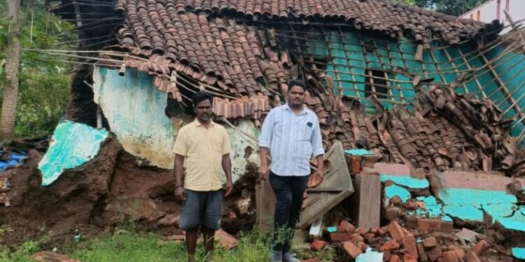 ಕುಶಾಲನಗರದಲ್ಲಿ ಮಳೆ ಅವಾಂತರ: ಮನೆಗಳ ಗೋಡೆ, ಮೇಲ್ಛಾವಣಿಗೆ ಹಾನಿ