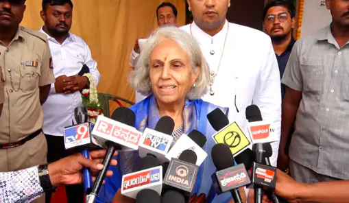 ಜಟ್ಟಿ ಕಾಳಗದ ಬಗ್ಗೆ ದೇವಾಲಯದಲ್ಲಿ ಮಾತನಾಡಲ್ಲ ಎಂದ ರಾಜಮಾತೆ: ಶೀಘ್ರದಲ್ಲೇ ಸ್ಪಷ್ಟನೆ ನೀಡುವ ಭರವಸೆ!