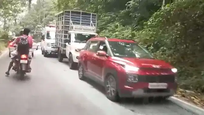 ದಸರಾ ರಜೆ ಎಫೆಕ್ಟ್: ಆಗುಂಬೆ ಘಾಟಿಯಲ್ಲಿ ಕಿಲೋಮೀಟರ್‌ಗಟ್ಟಲೆ ಟ್ರಾಫಿಕ್ ಜಾಮ್!