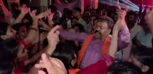 ಗಣೇಶ ವಿಸರ್ಜನಾ ಮೆರವಣಿಗೆಯಲ್ಲಿ ಸಖತ್ ಡ್ಯಾನ್ಸ್ ಮಾಡಿದ ರೇಣುಕಾಚಾರ್ಯ!