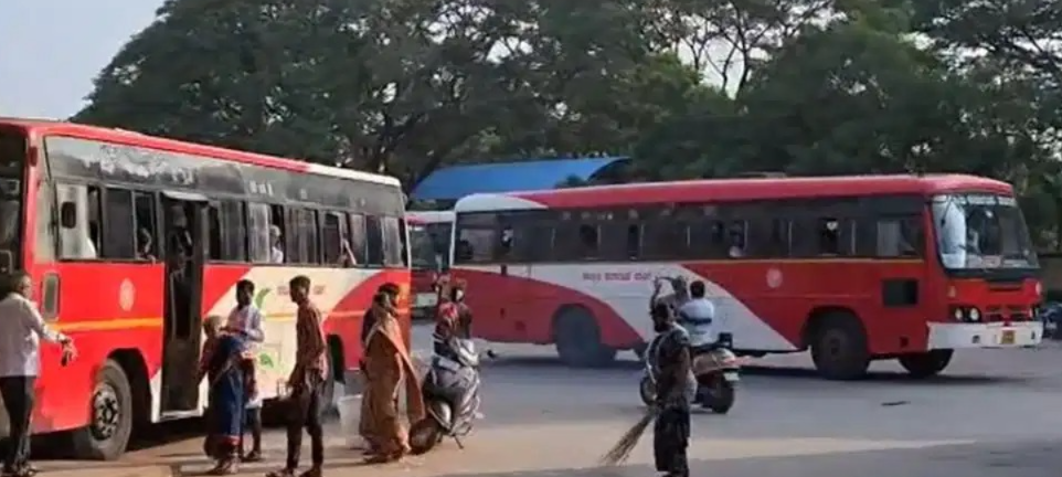 ಶಕ್ತಿ ಯೋಜನೆ ಬೆನ್ನಲ್ಲೇ ಸಾರಿಗೆ ಸಂಸ್ಥೆಗೆ ಸಂಕಷ್ಟ? ಡೀಸೆಲ್ ಕೊರತೆಯಿಂದ ಬಸ್‌ಗಳ ಸಂಚಾರ ಬಂದ್!