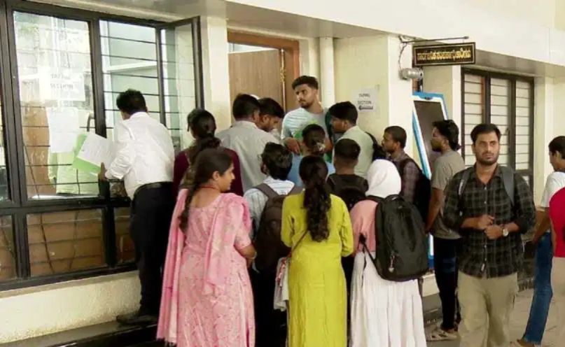 2ನೇ ಸುತ್ತಿಗಾಗಿ ಕಾದಿರುವ PGCET ವಿದ್ಯಾರ್ಥಿಗಳು! KEAಯಿಂದ ಇನ್ನೂ ಸಿಗದ ಸ್ಪಷ್ಟ ಮಾಹಿತಿ