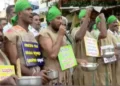 ಬೈಪಾಸ್‌ಗಾಗಿ ಭಿಕ್ಷಾಟನೆಗೆ ಇಳಿದ ಜನರು! NHAI ವಿರುದ್ಧ ಕಗ್ಗಲಿಪುರ ನಿವಾಸಿಗಳ ವಿನೂತನ ಪ್ರತಿಭಟನೆ