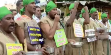 ಬೈಪಾಸ್ಗಾಗಿ ಭಿಕ್ಷಾಟನೆಗೆ ಇಳಿದ ಜನರು! NHAI ವಿರುದ್ಧ ಕಗ್ಗಲಿಪುರ ನಿವಾಸಿಗಳ ವಿನೂತನ ಪ್ರತಿಭಟನೆ