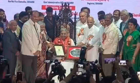 ಕೊನೆಗೂ ಗೌರವ ಡಾಕ್ಟರೇಟ್ ಸ್ವೀಕರಿಸಿದ ಸಿದ್ದರಾಮಯ್ಯ: ‘ನನ್ನನ್ನು ಡಾ. ಸಿದ್ದರಾಮಯ್ಯ ಅಂತ ಕರೆಯಬೇಡಿ’ ಎಂದ ಮಾಜಿ ಸಿಎಂ